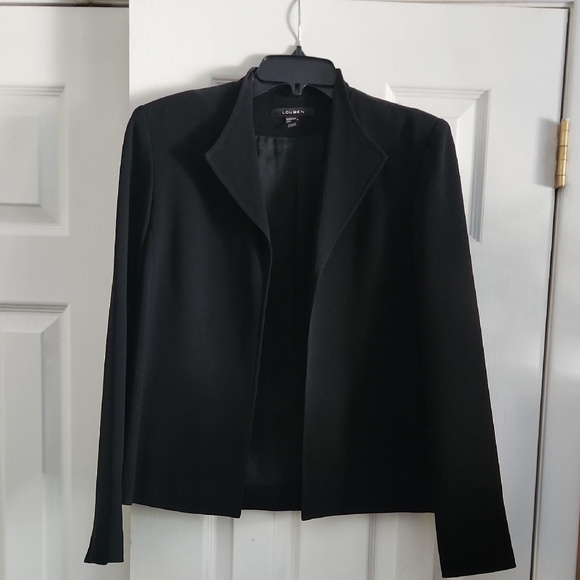 Louben Jackets & Blazers - Sophisticated Black Blazer for Women